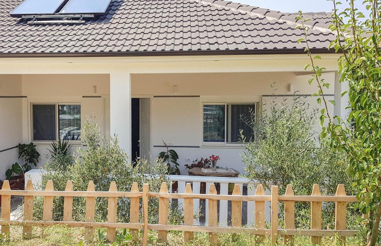 Villa Goliku Peshtan Exterior photo